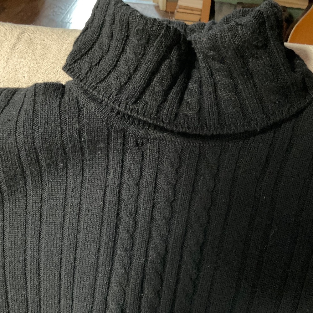 Turtle neck black cable knit sweater